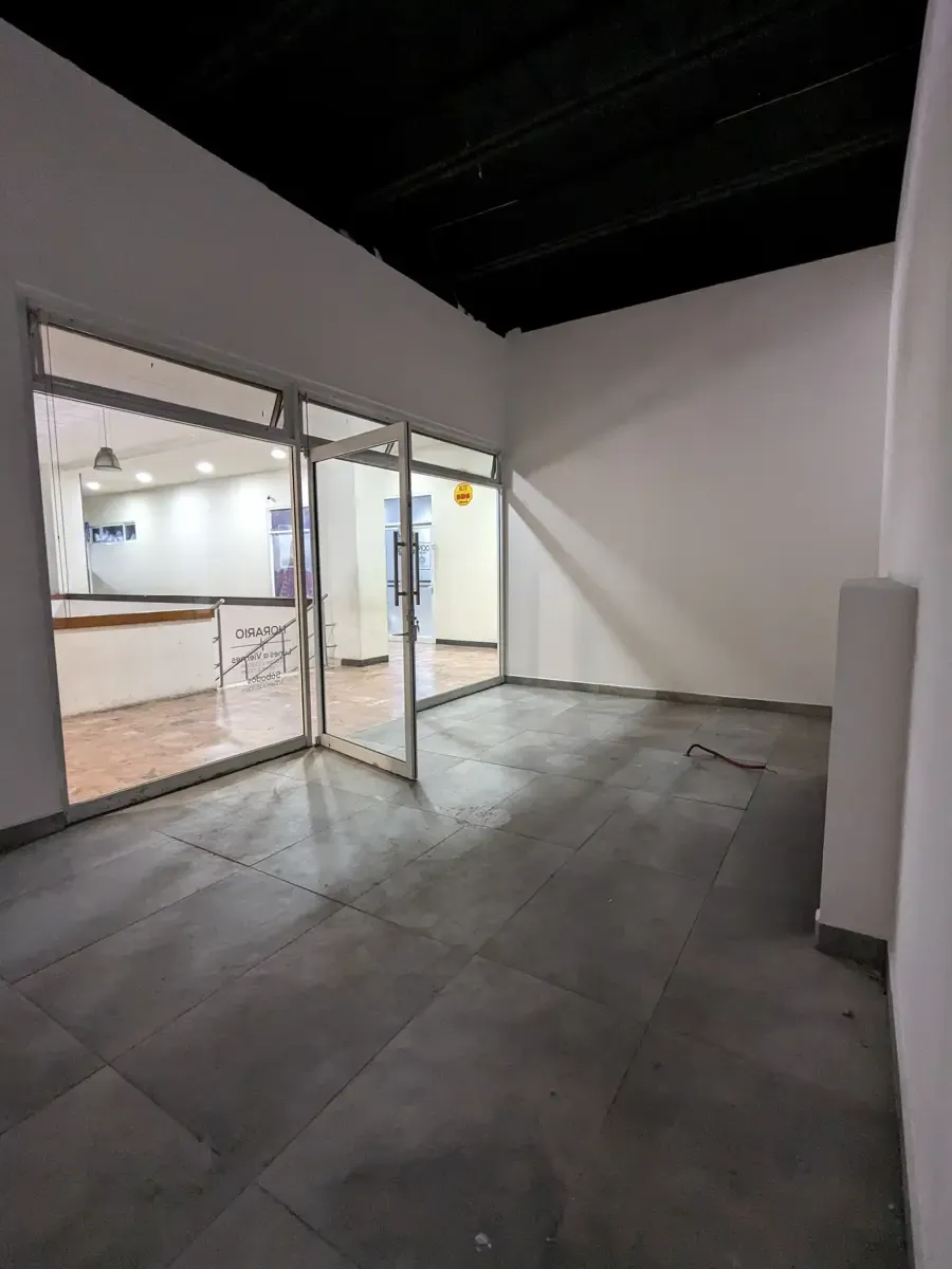 Local Comercial Spot2