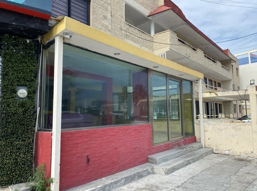 Local Comercial Spot2