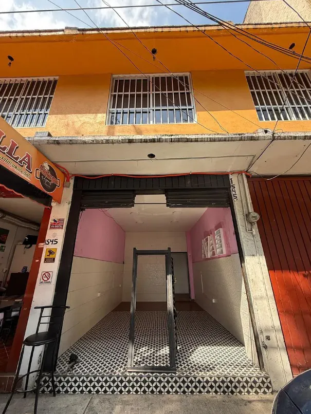 Local Comercial Spot2