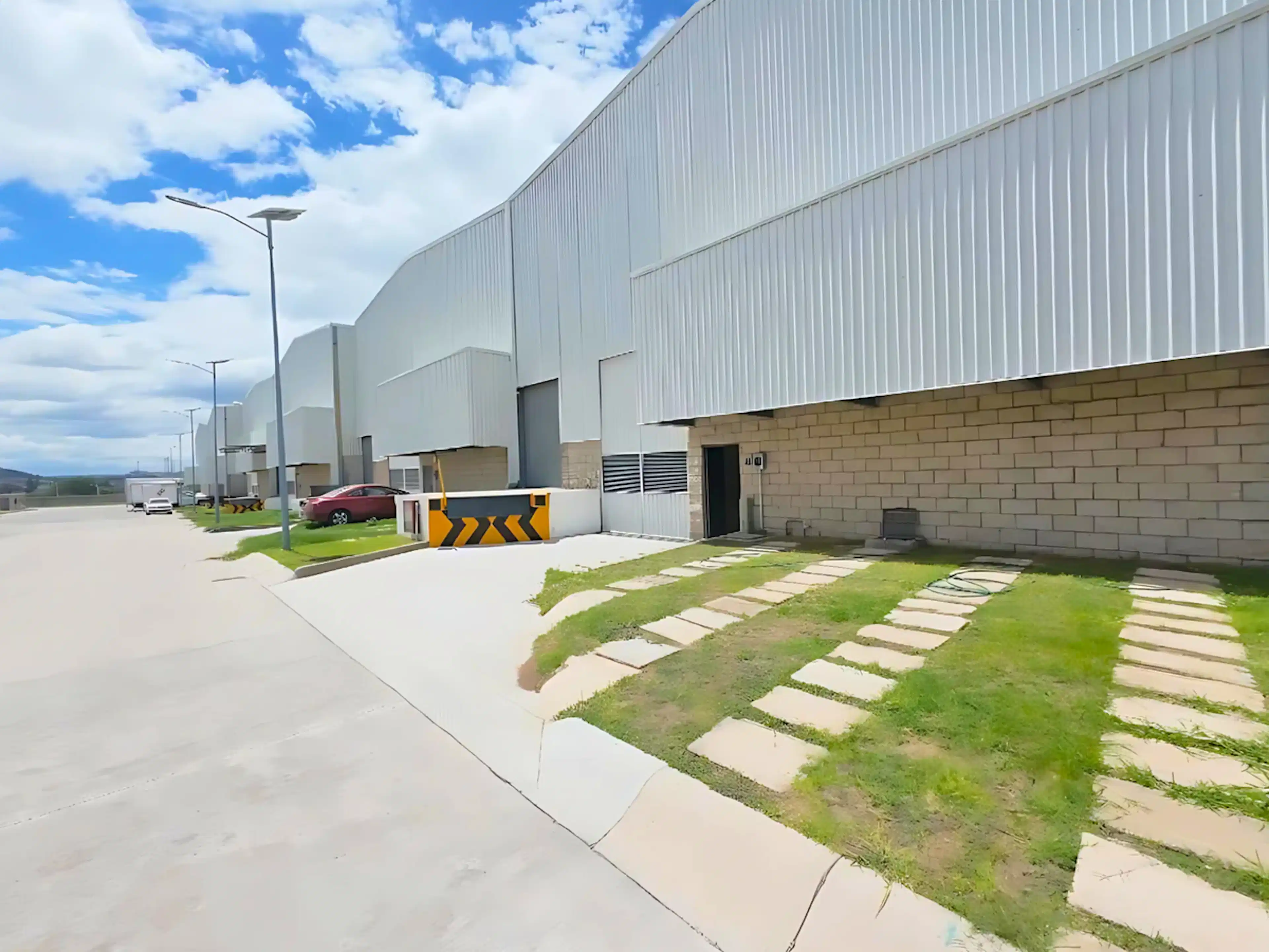 Nave Industrial en renta | 575 m2 | Parque Industrial Punto San Sebastián