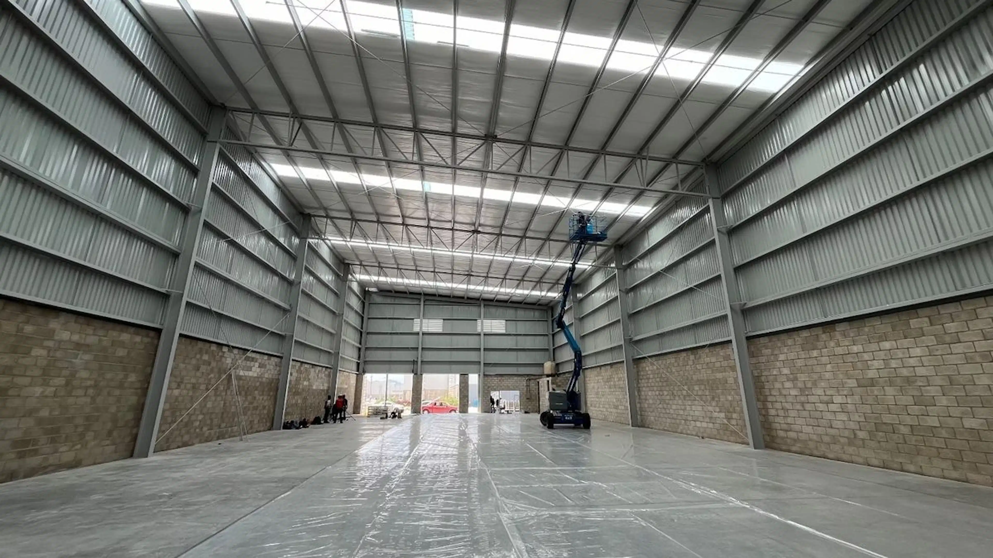 NAVE EN RENTA EN CONDOMINIO INDUSTRIAL SANTA CRUZ