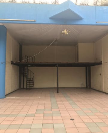 Local Comercial Spot2