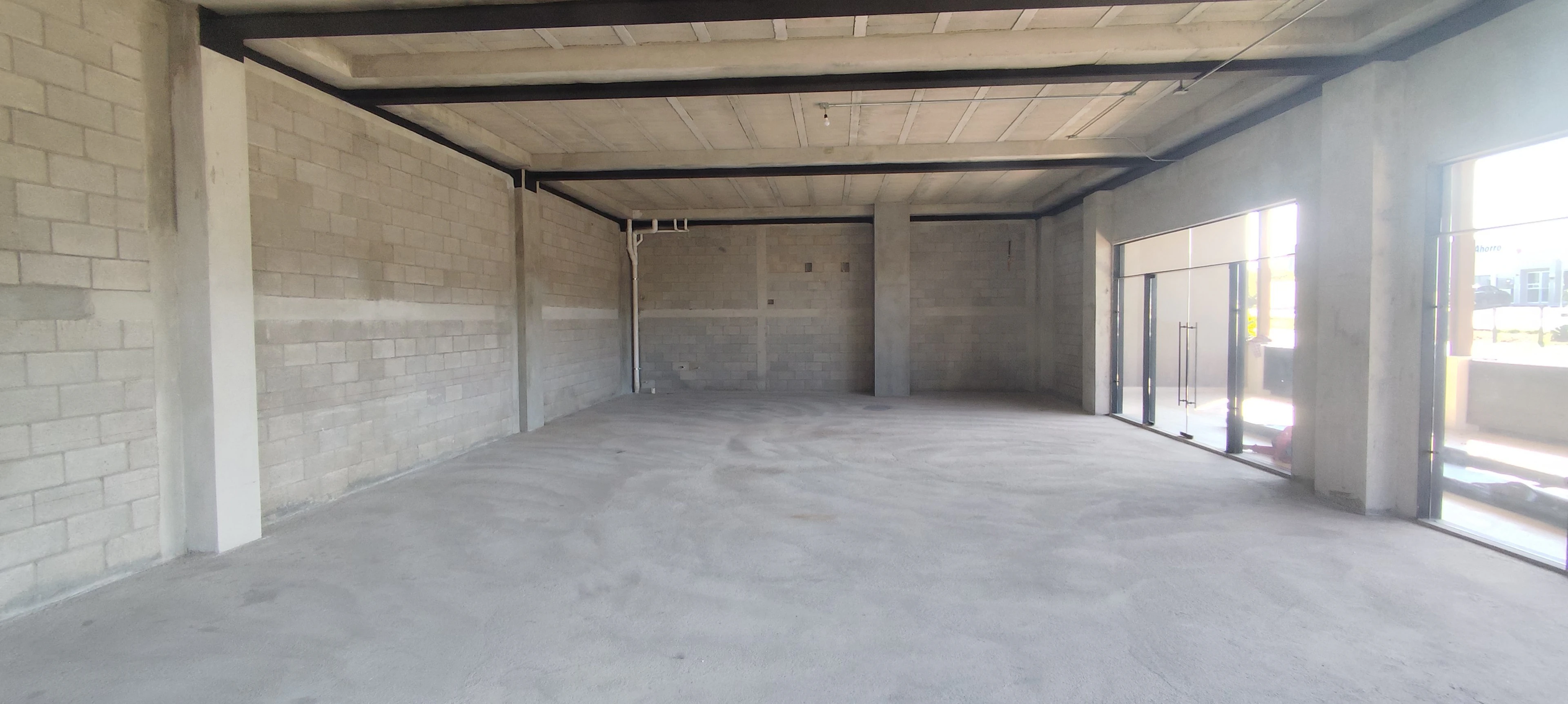 Local Comercial Spot2