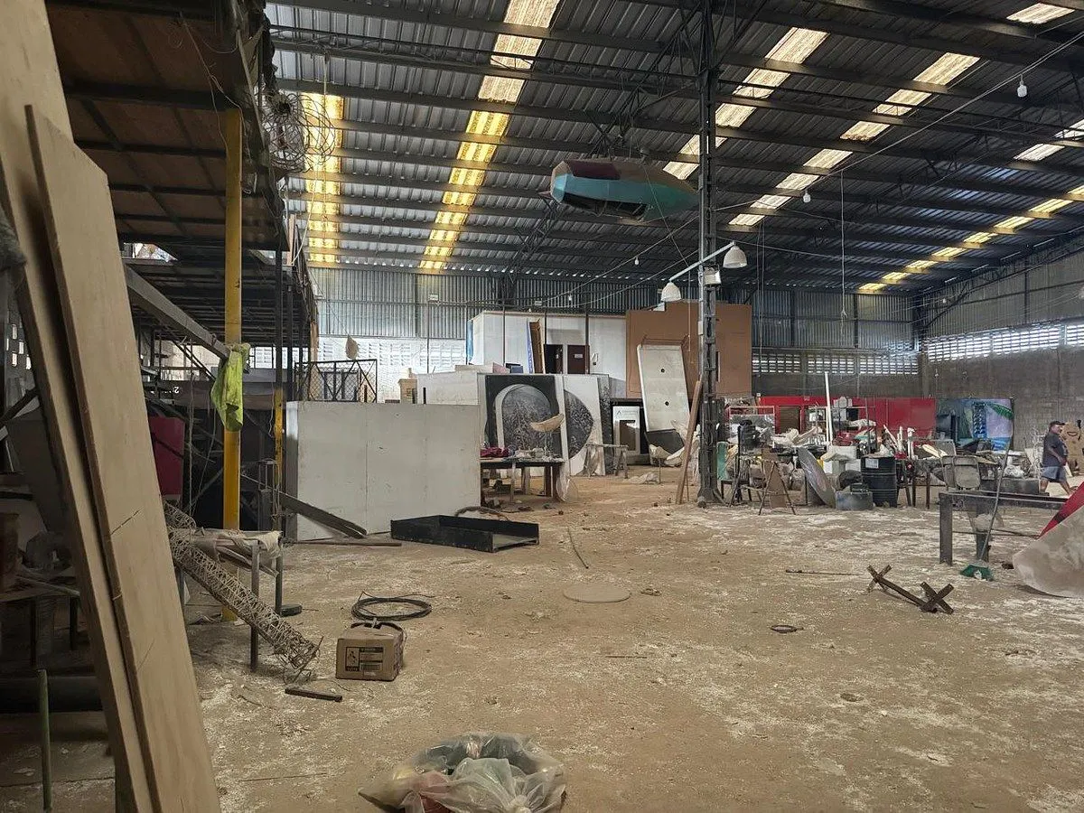 Industrial Spot2