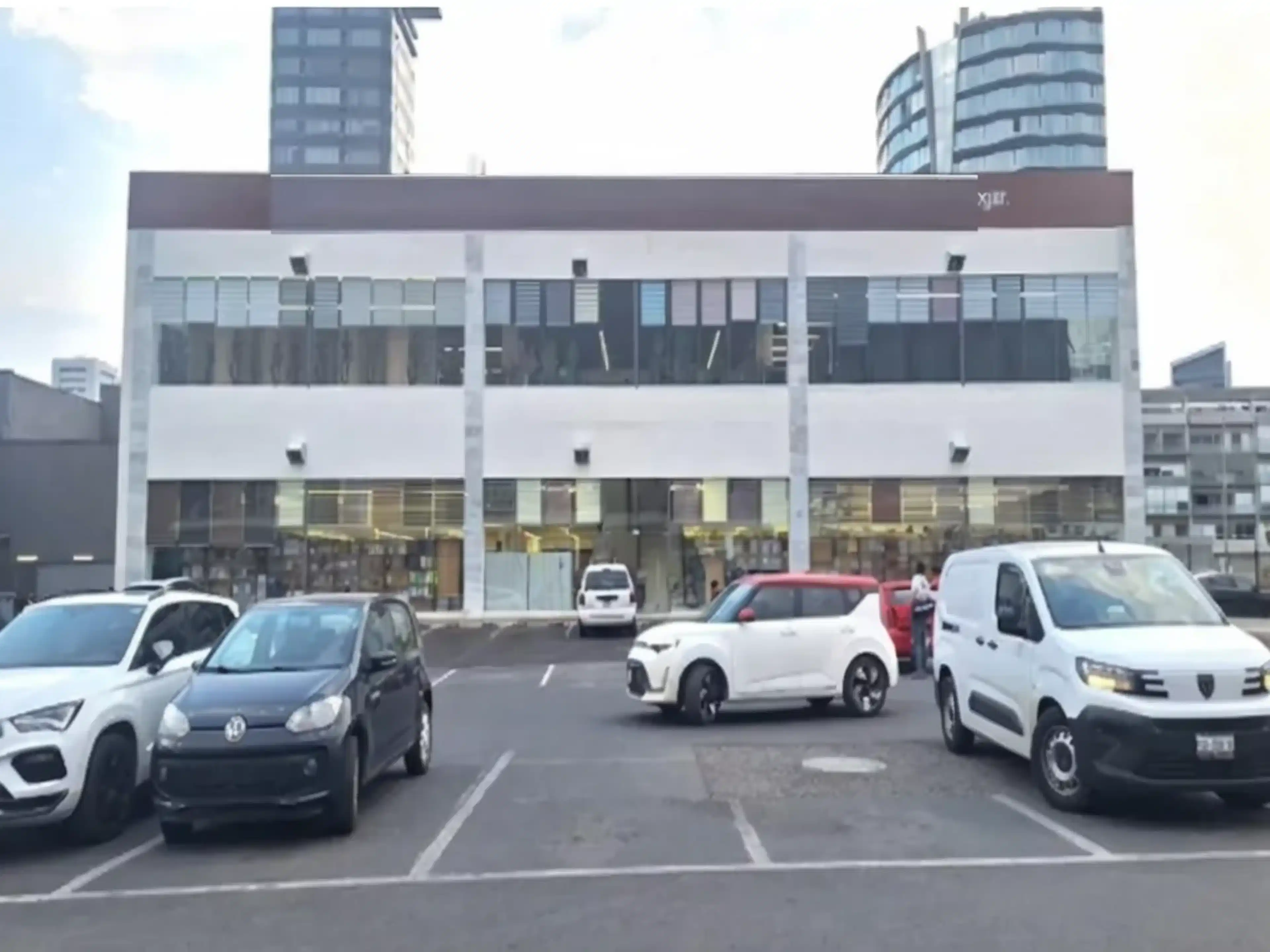 Local Comercial Premium En Renta – Ubicación Estratégica En Vía Atlixcáyotl (angelópolis) S/n