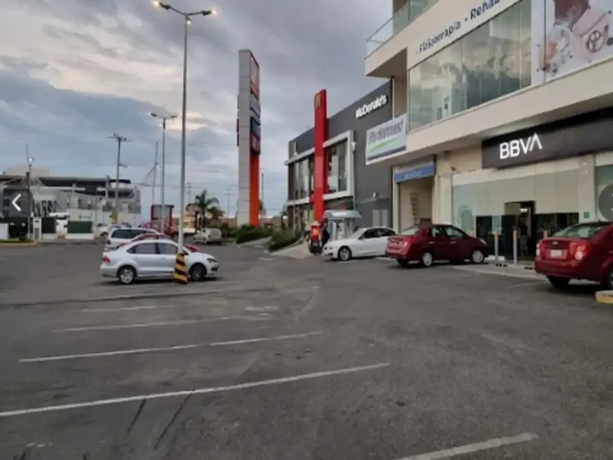 Local Comercial Spot2