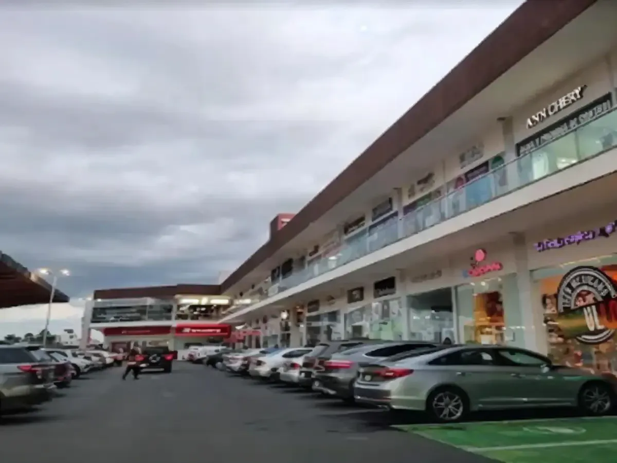 Local Comercial Spot2