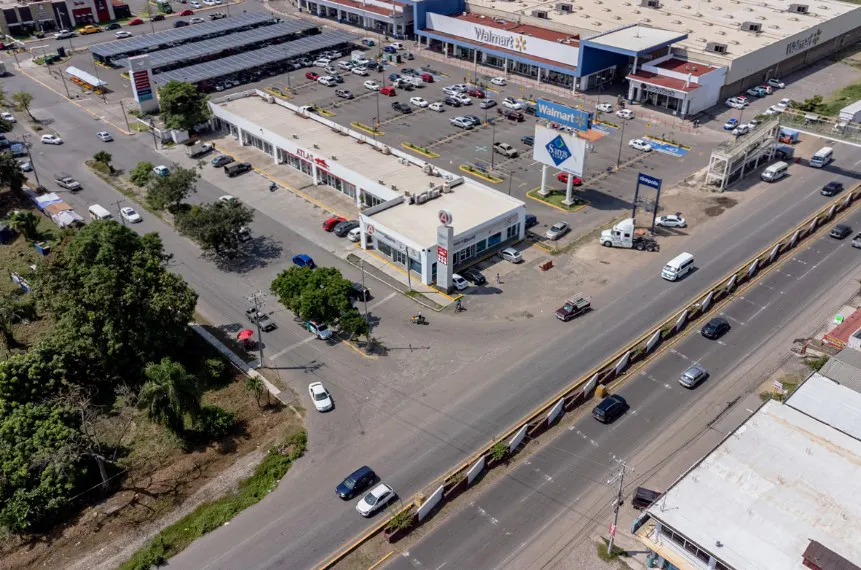 Local Comercial Spot2