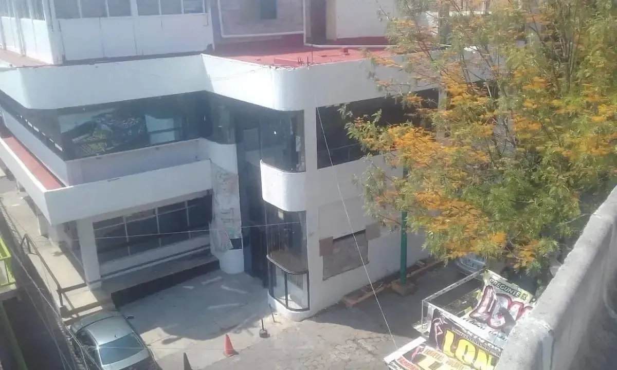 Local Comercial Spot2