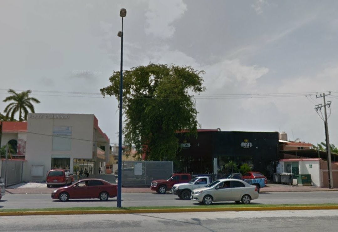 Local Comercial Spot2