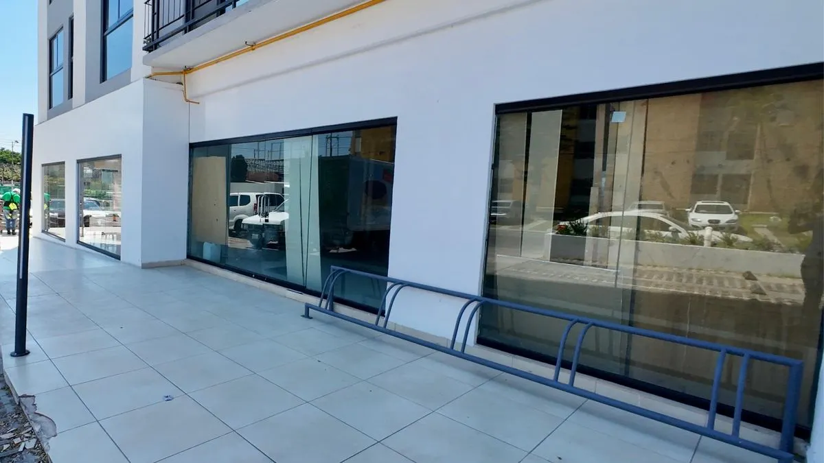 Local Comercial Spot2