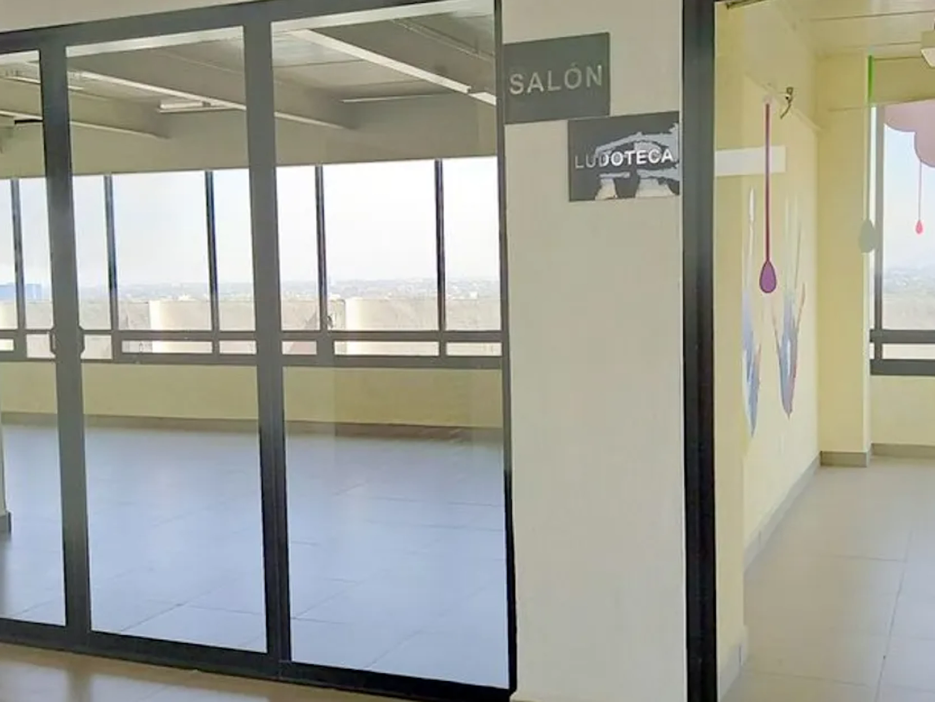 Local Comercial Spot2