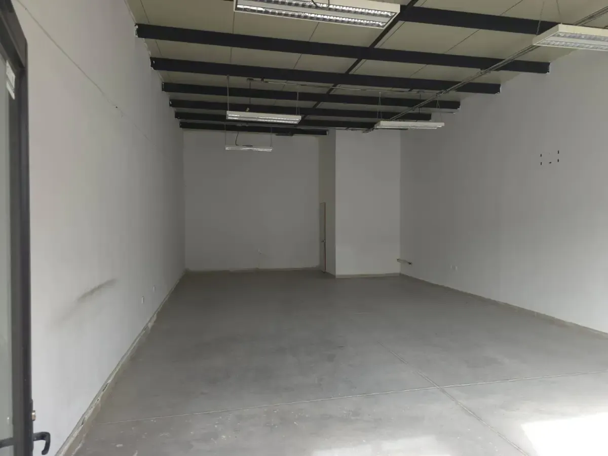 Local Comercial Spot2