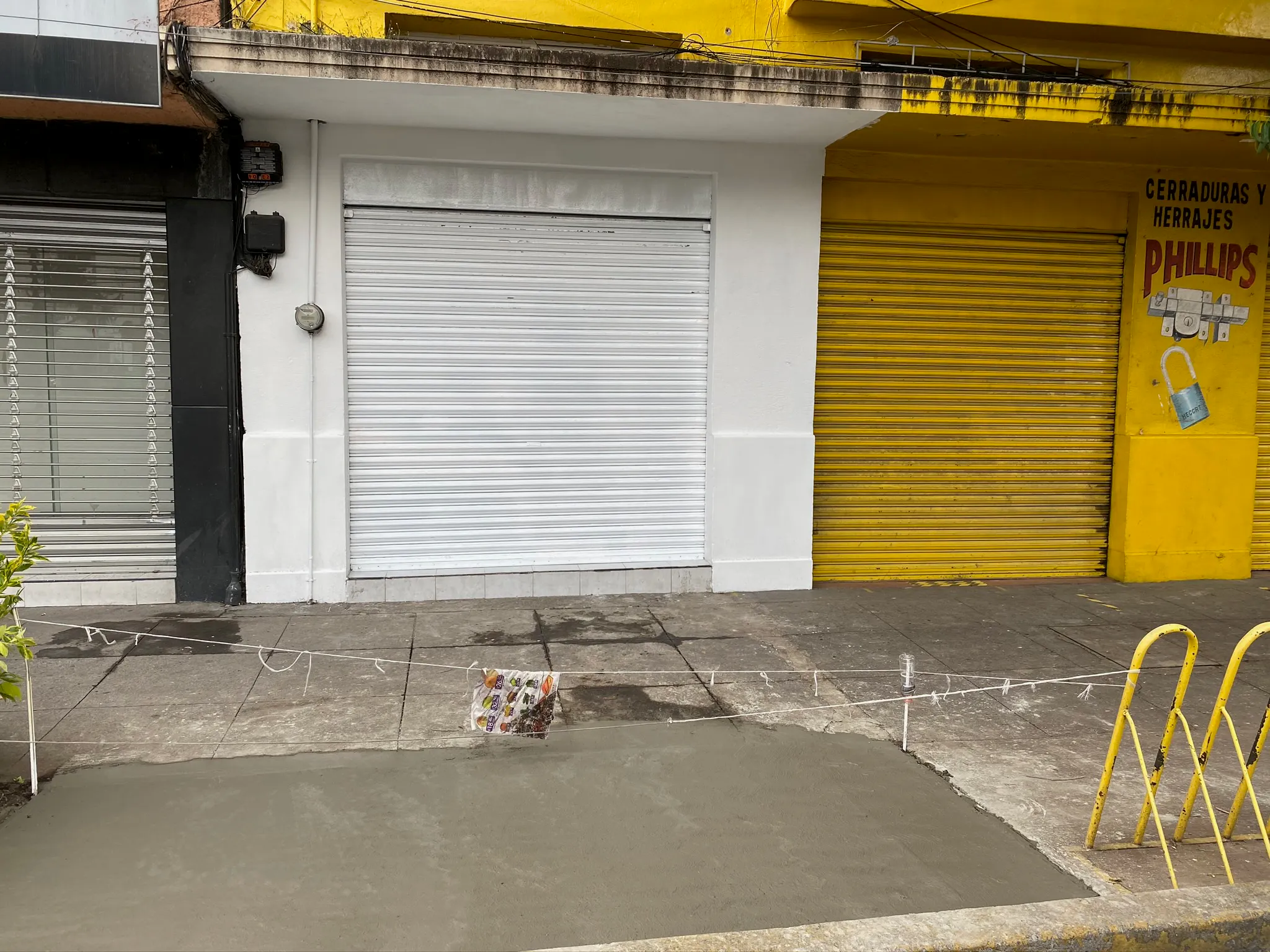 Local Comercial Spot2