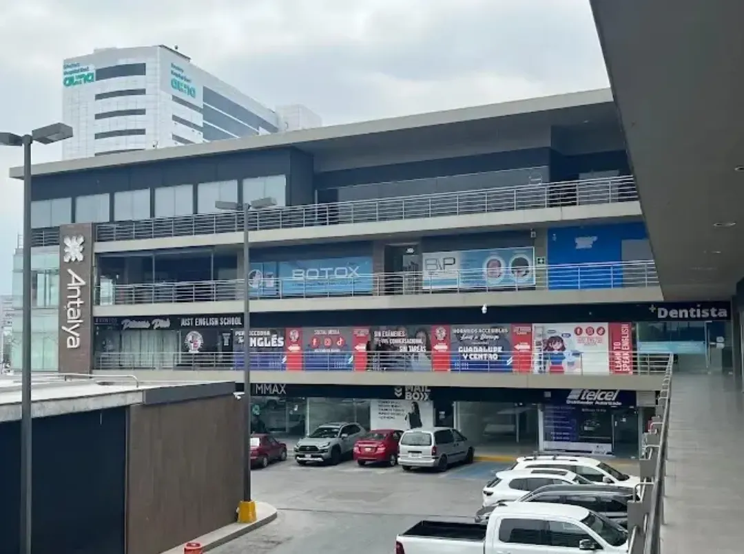 Local Comercial Spot2