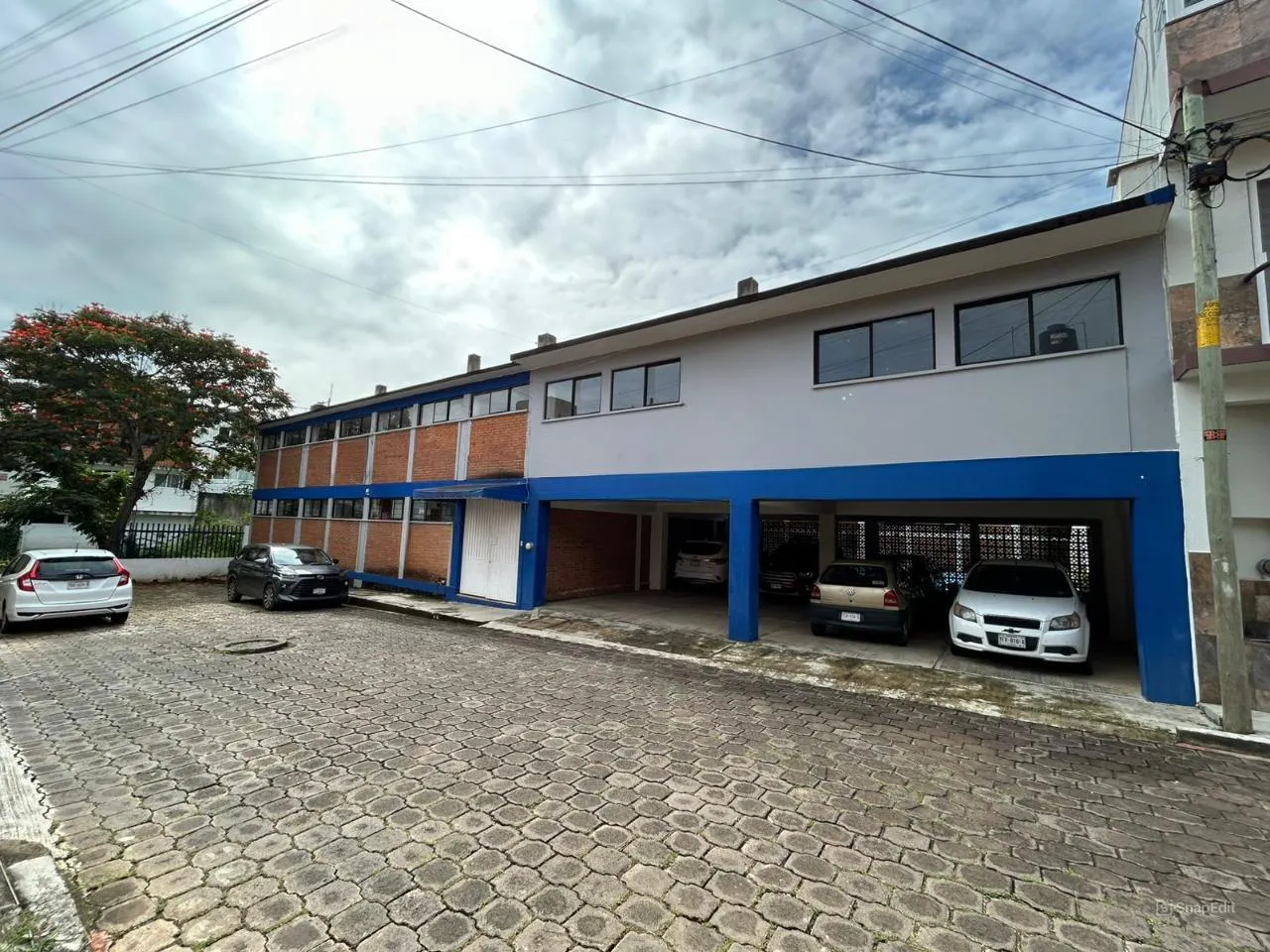 Local Comercial Spot2