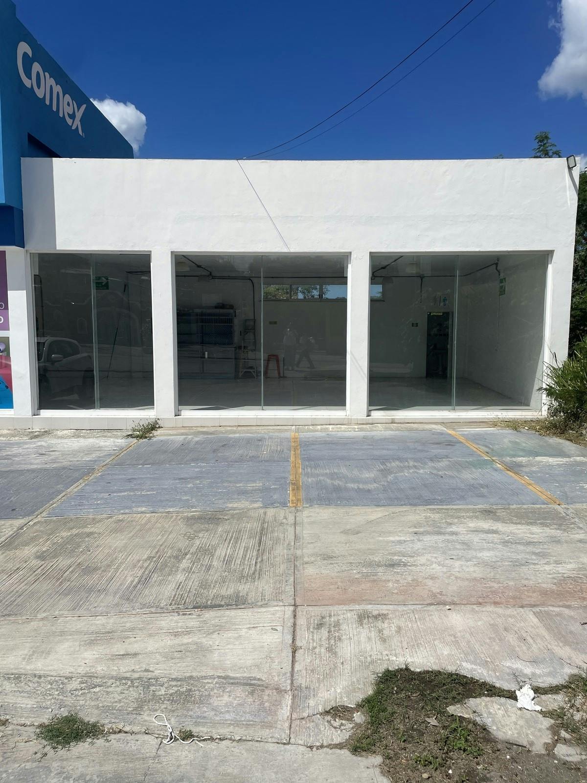 Local Comercial Spot2