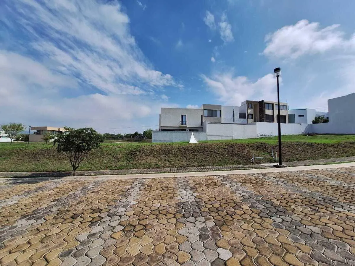 Terreno Spot2