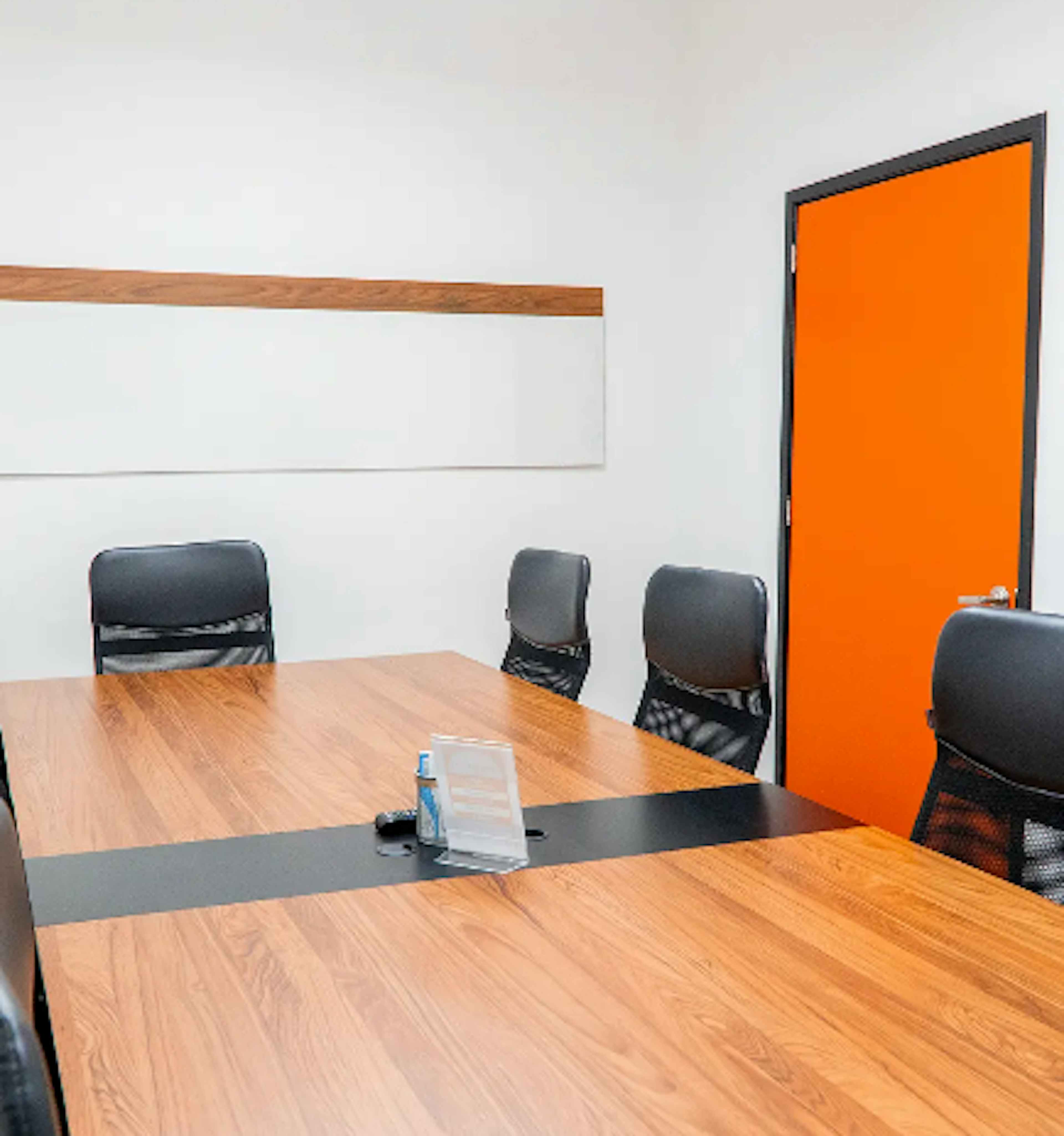 Torre A Piso 1 Oficina 2