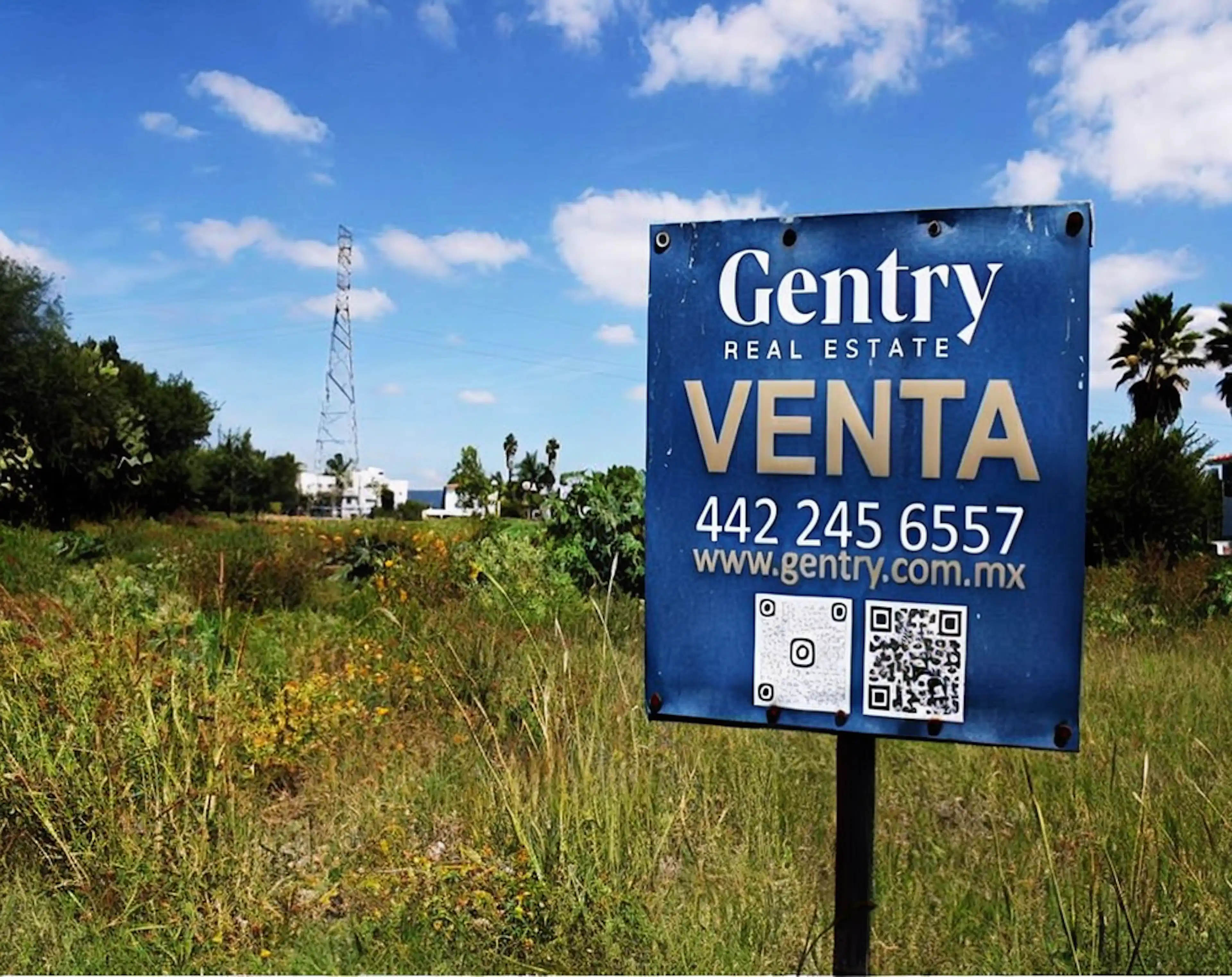 Extraordinario Terreno En Venta En El Campanario