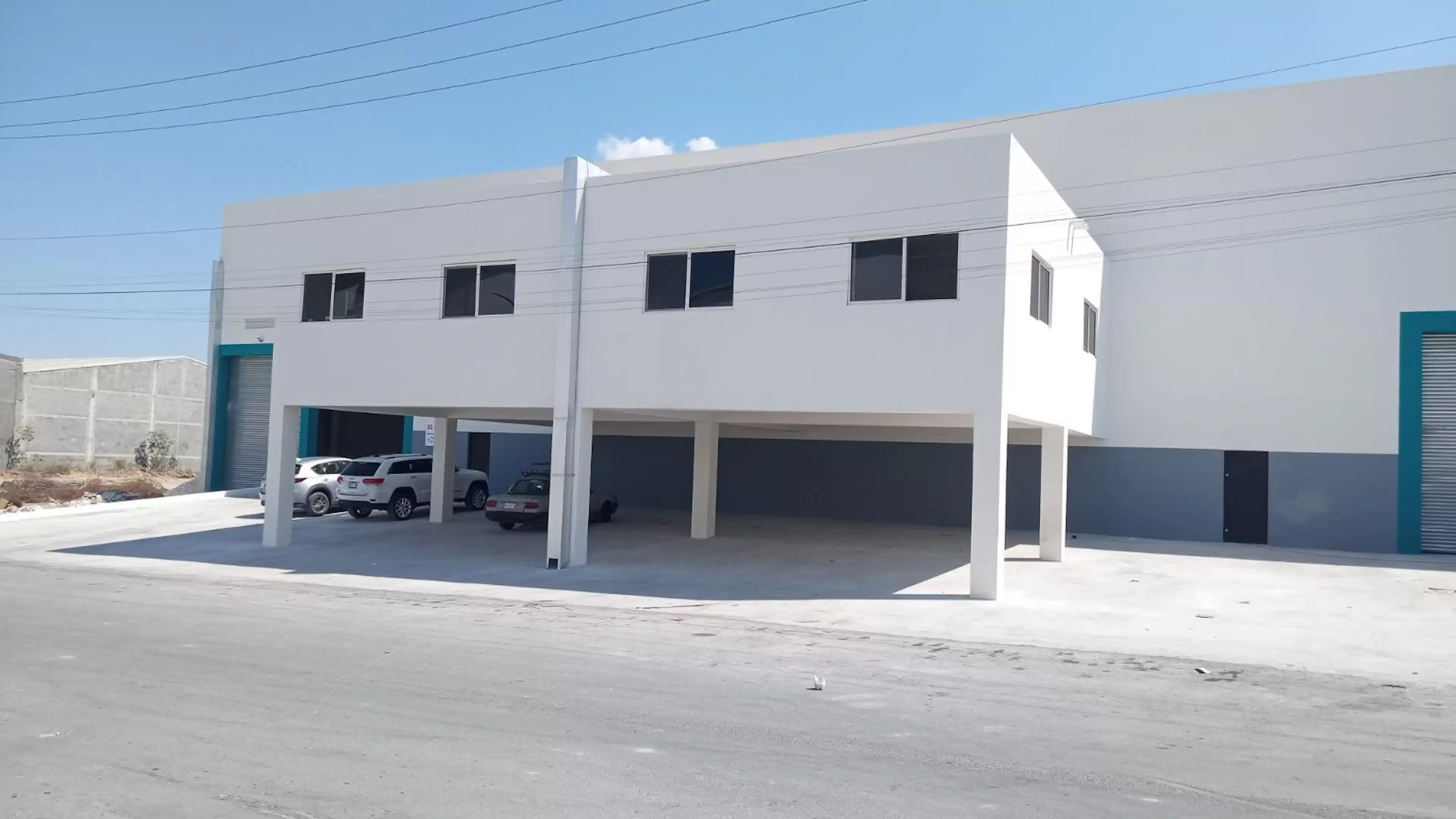 BODEGA EN RENTA EN SANTA CATARINA S/N