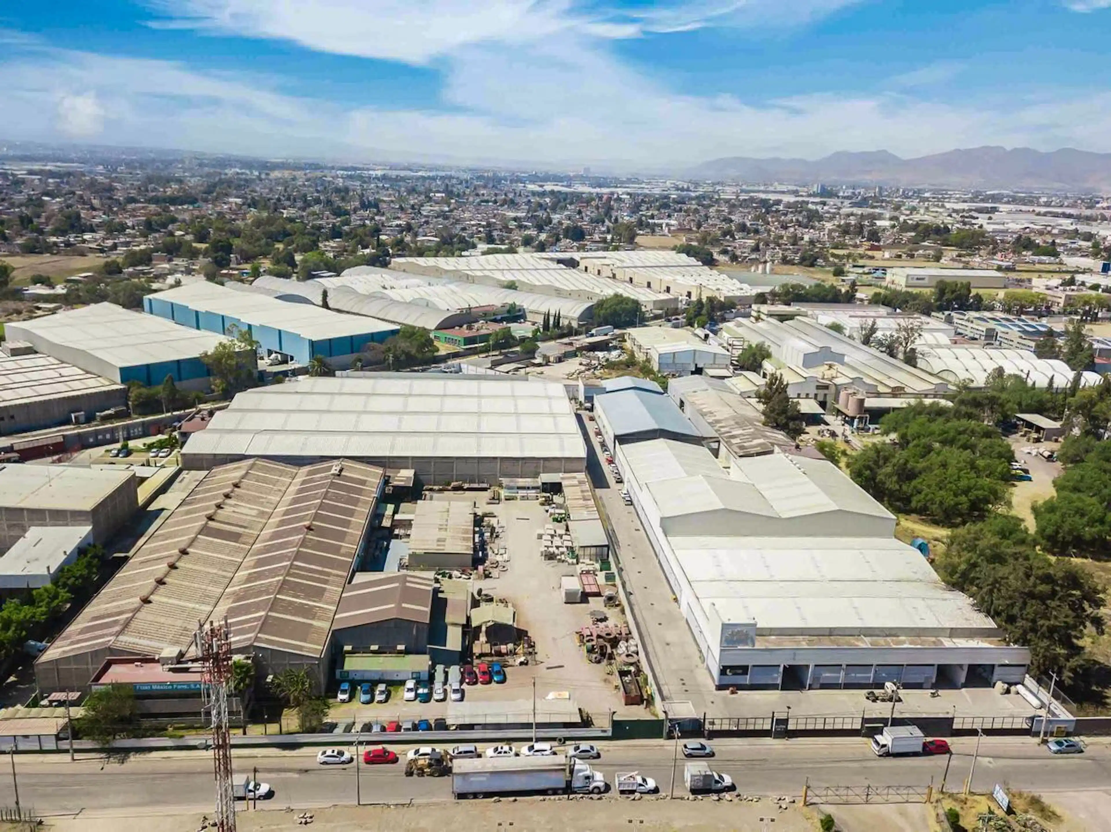 NAVE INDUSTRIAL EN TULTITLAN