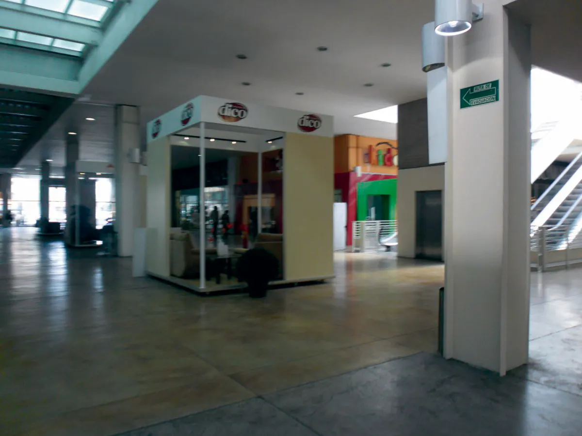 Local Comercial Spot2