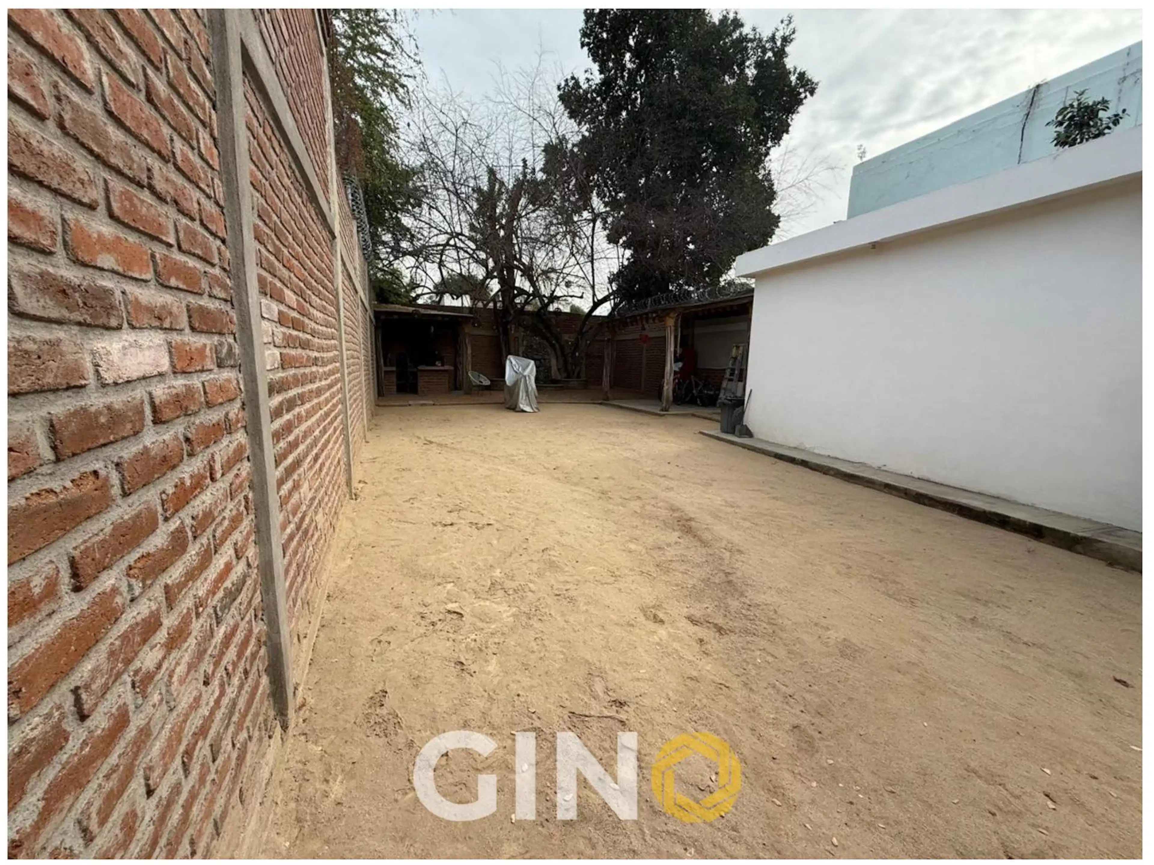 Terreno EN VENTA a unos pasos del Malecón Culiacán.