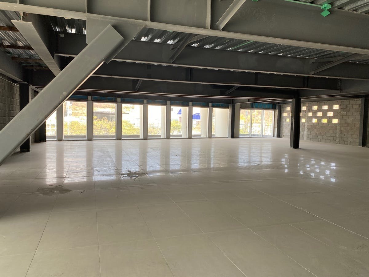 Local Comercial Spot2