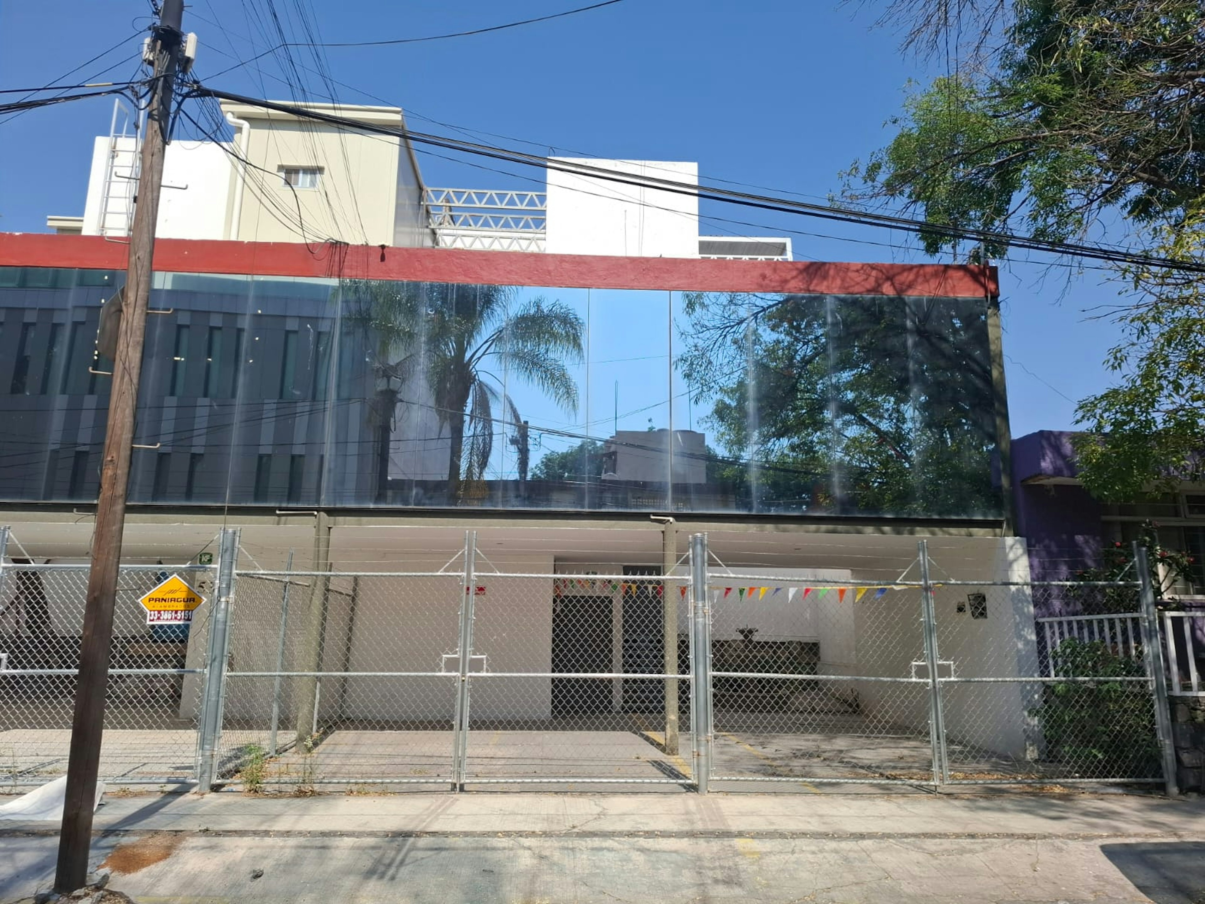 Spot image 0