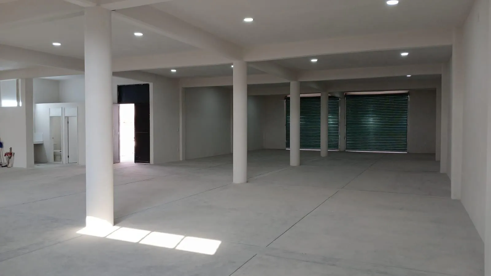 Local Comercial Spot2