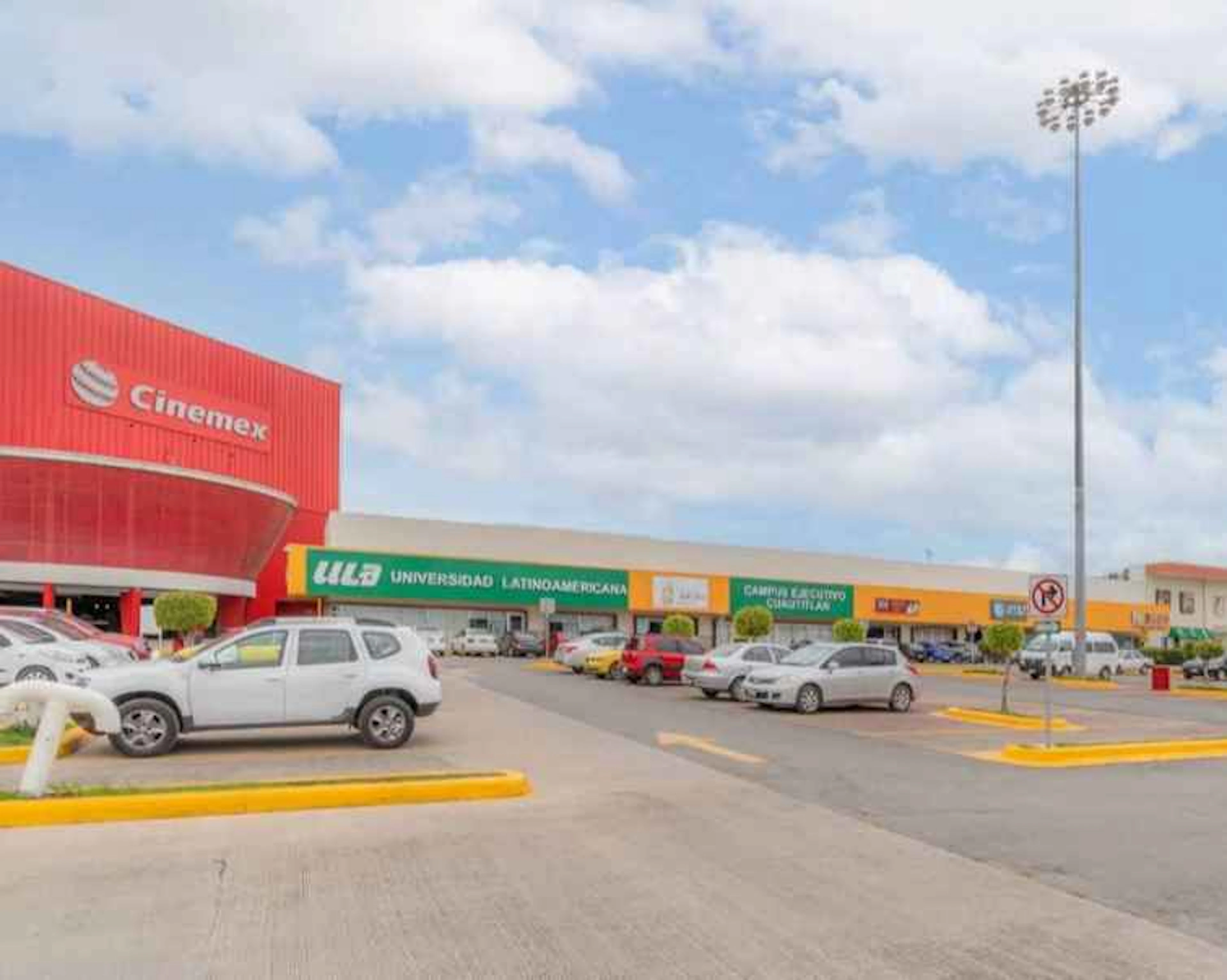 Local Comercial Spot2