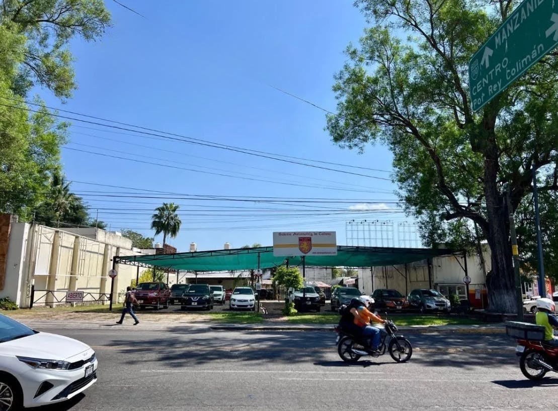 Local Comercial Spot2