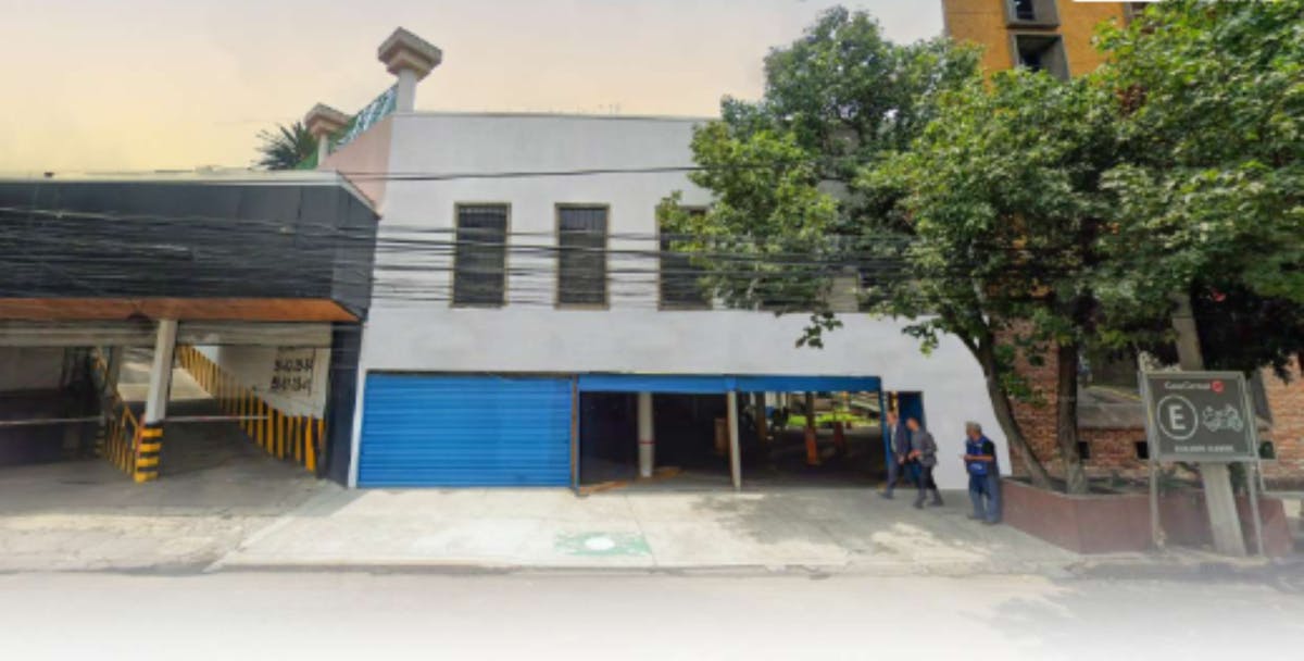 Local Comercial Spot2