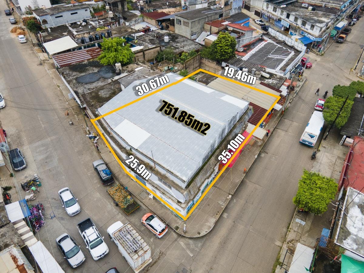 Local Comercial Spot2