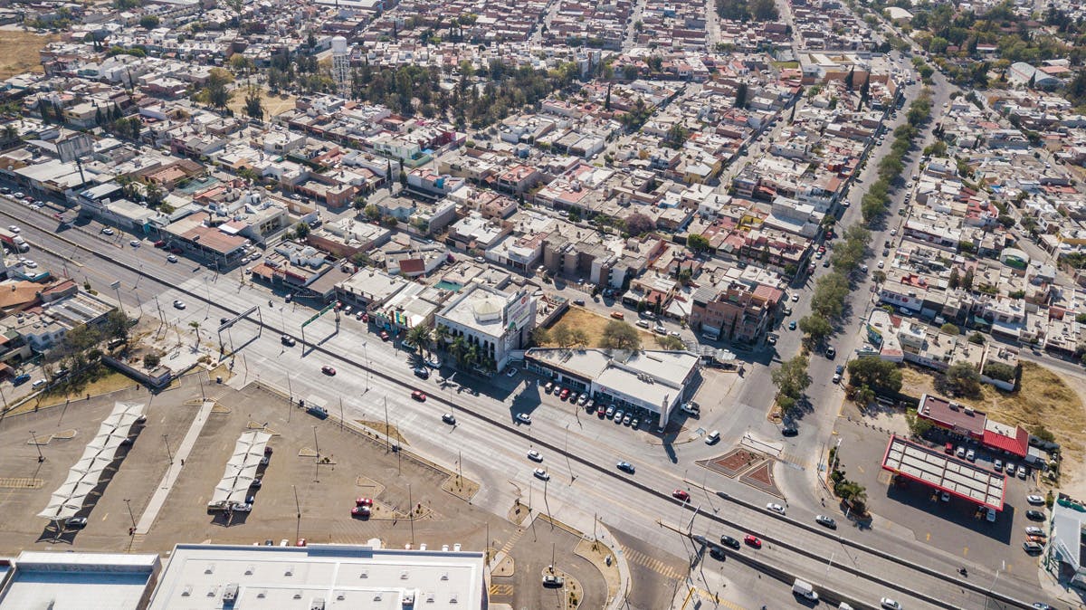 Local Comercial Spot2