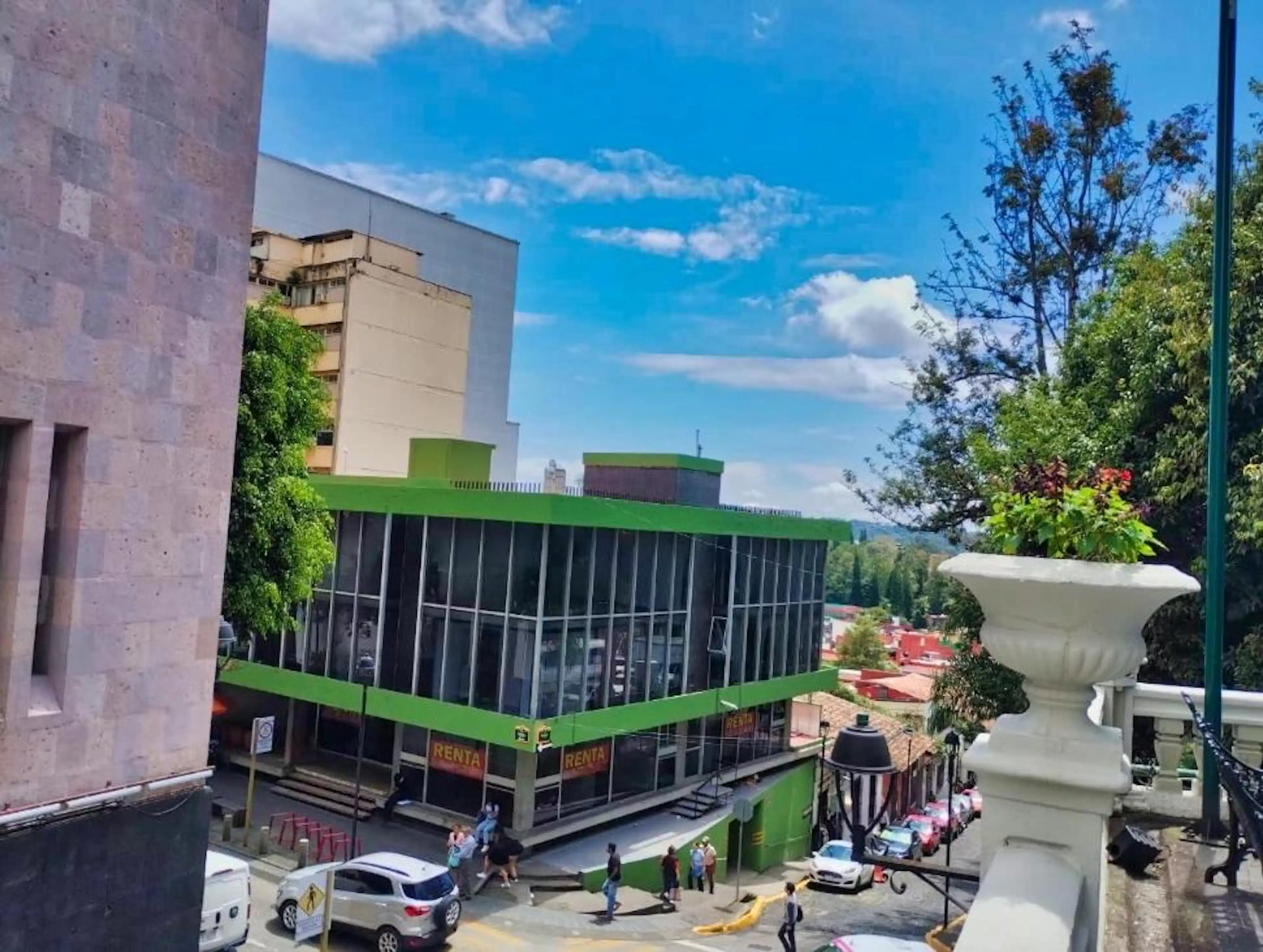 Edificio De Oficinas En Renta En El Centro Histórico De Xalapa Veracruz S/n