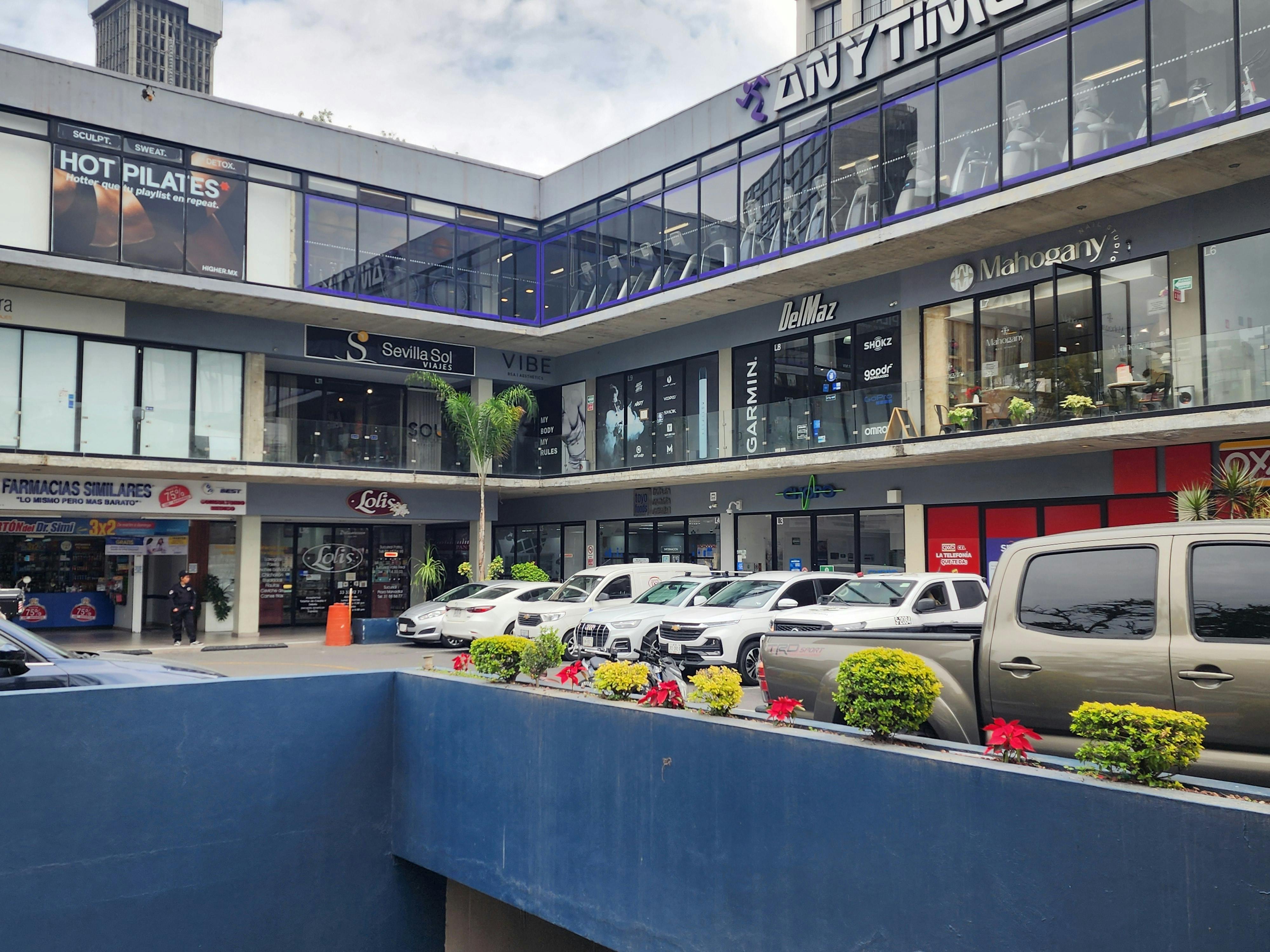 Local Comercial Spot2