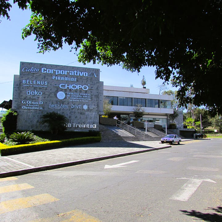 Local Comercial Spot2