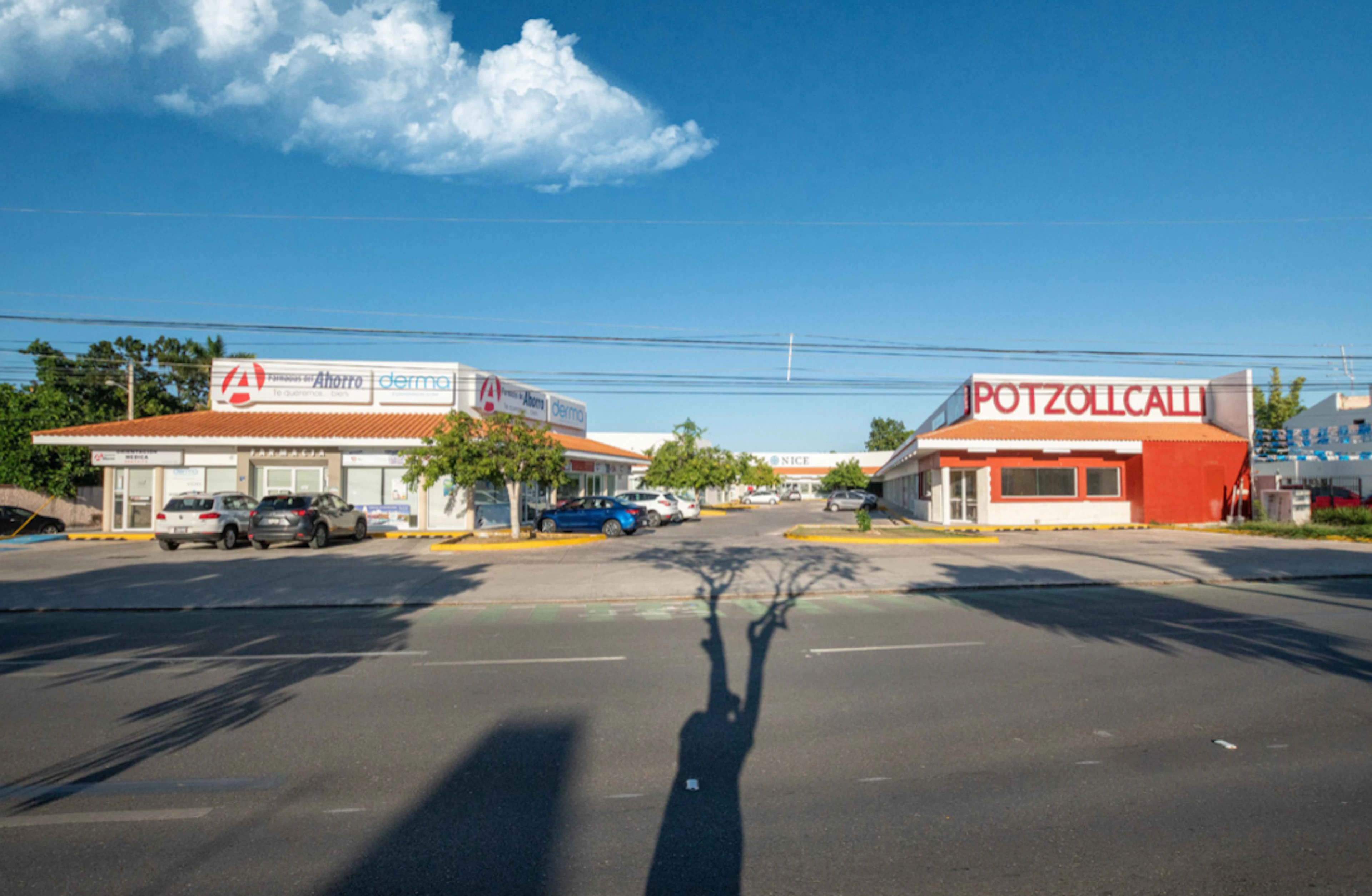 Local Comercial Spot2