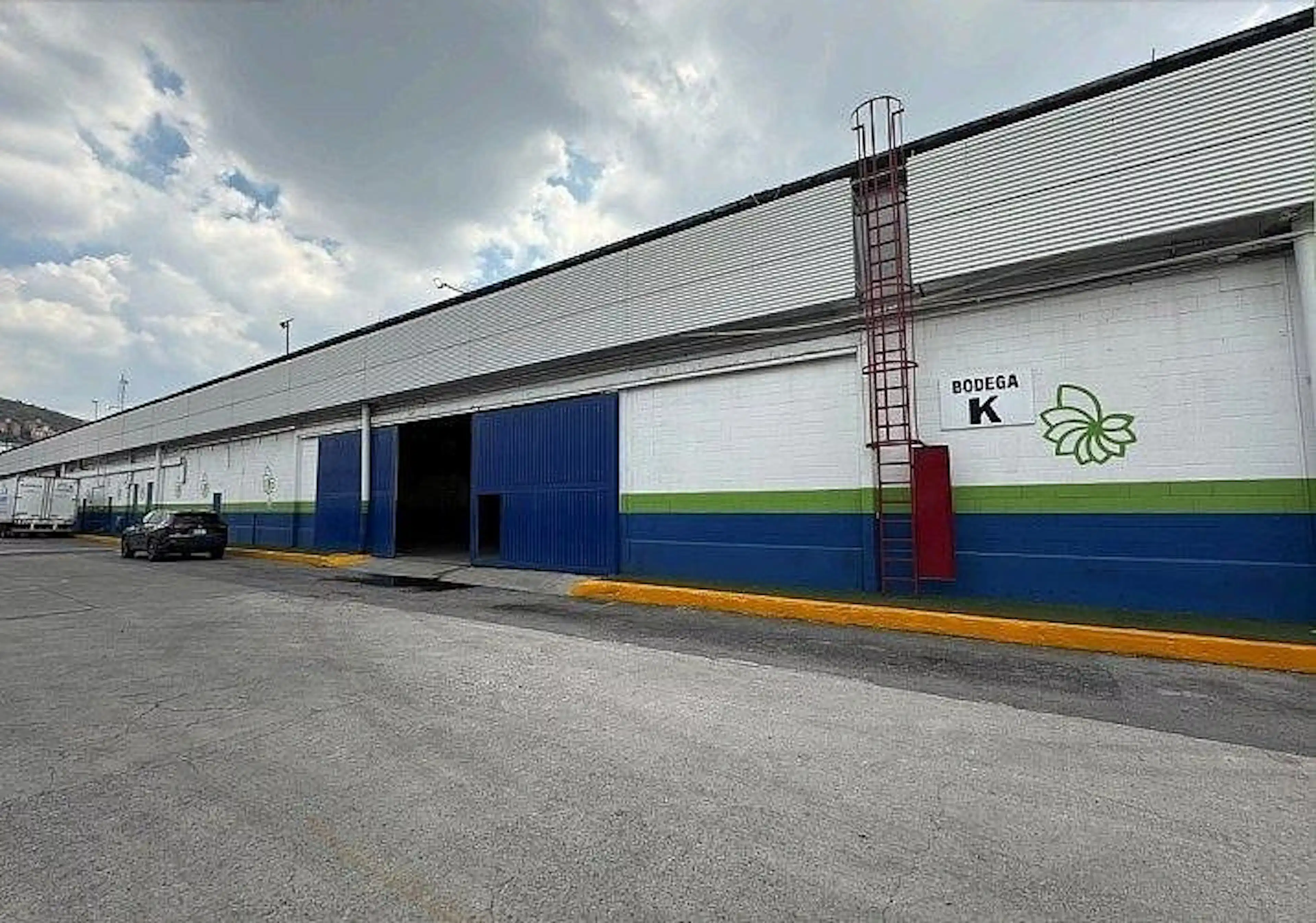 Av. Dr. Gustavo Baz