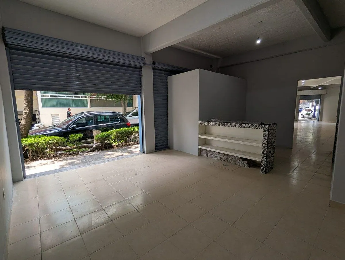 Local Comercial Spot2