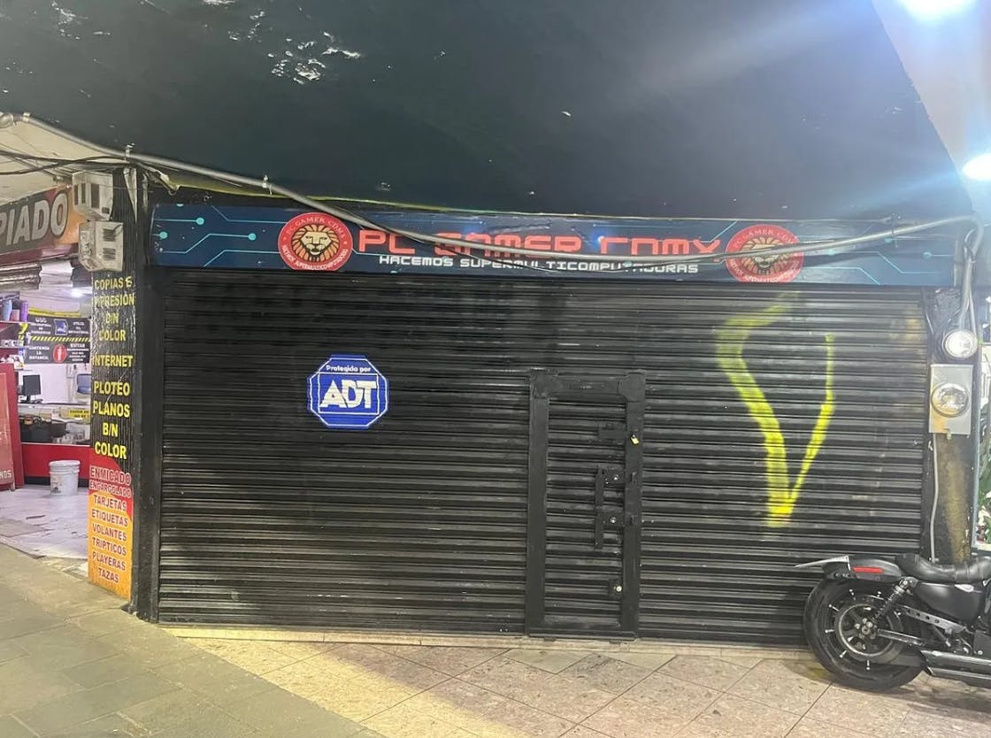 Local Comercial Spot2