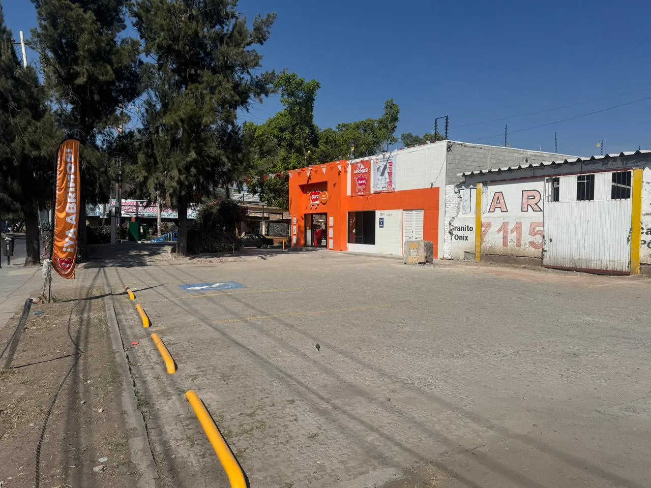 Local Comercial Spot2