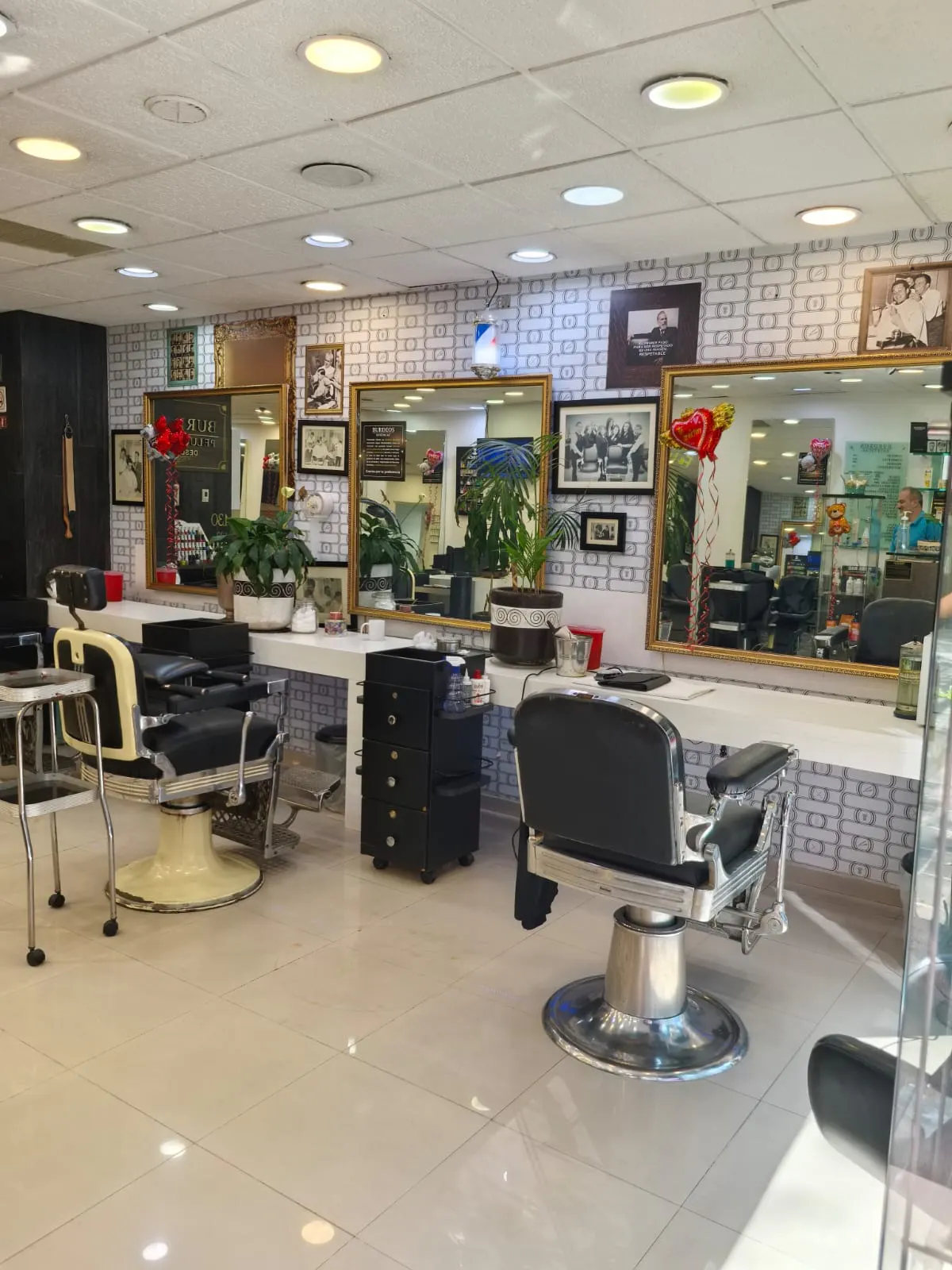 Local Comercial Spot2