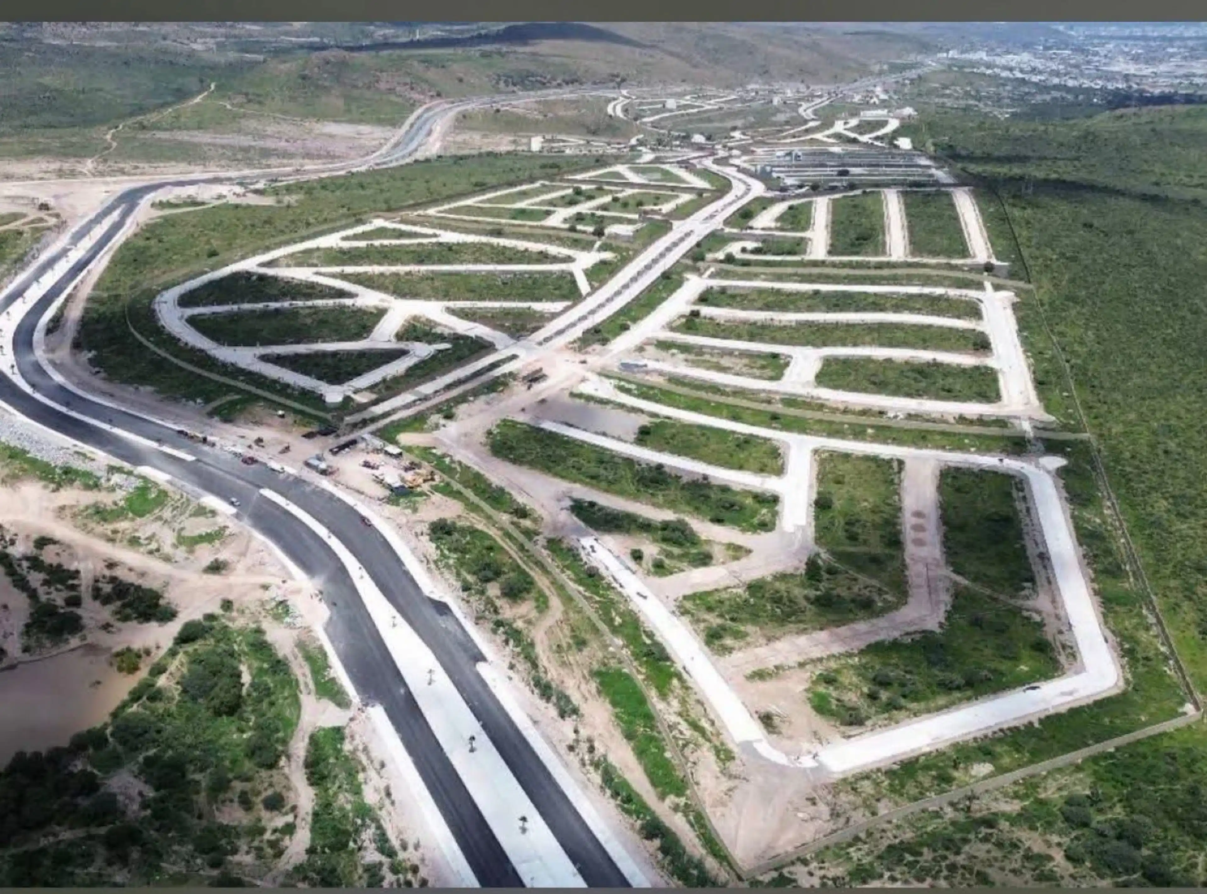 Venta terreno en gran peñón