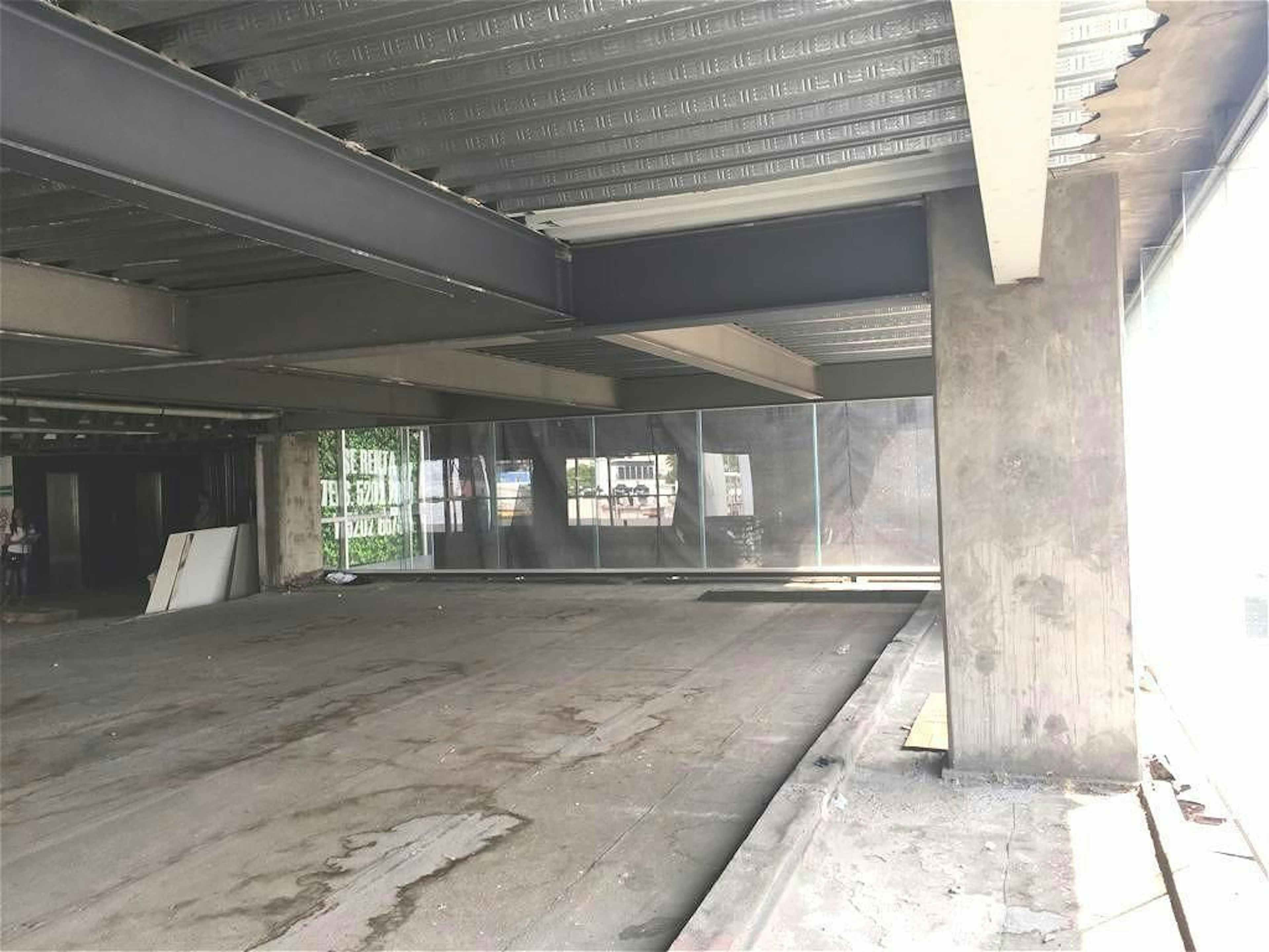 Paseo De Las Palmas 1065