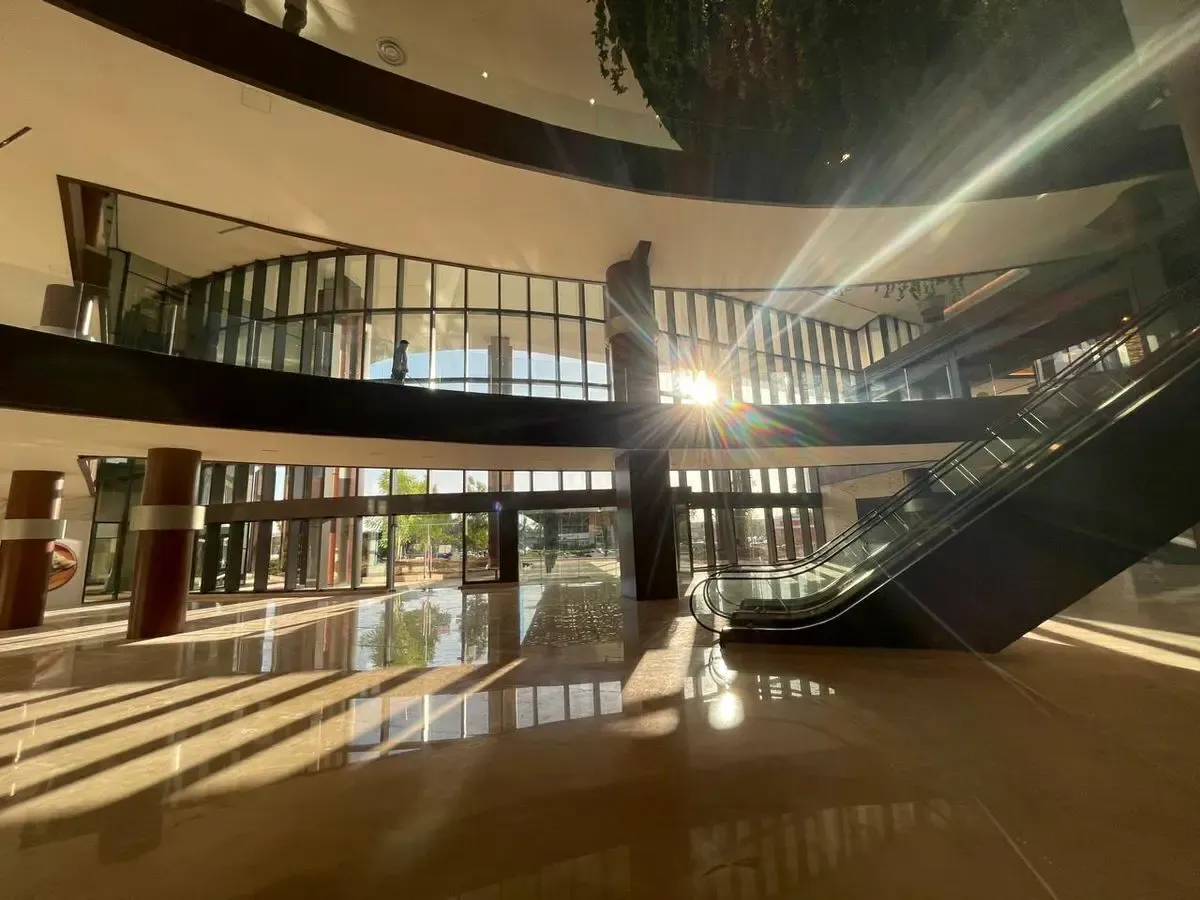 Local Comercial Spot2