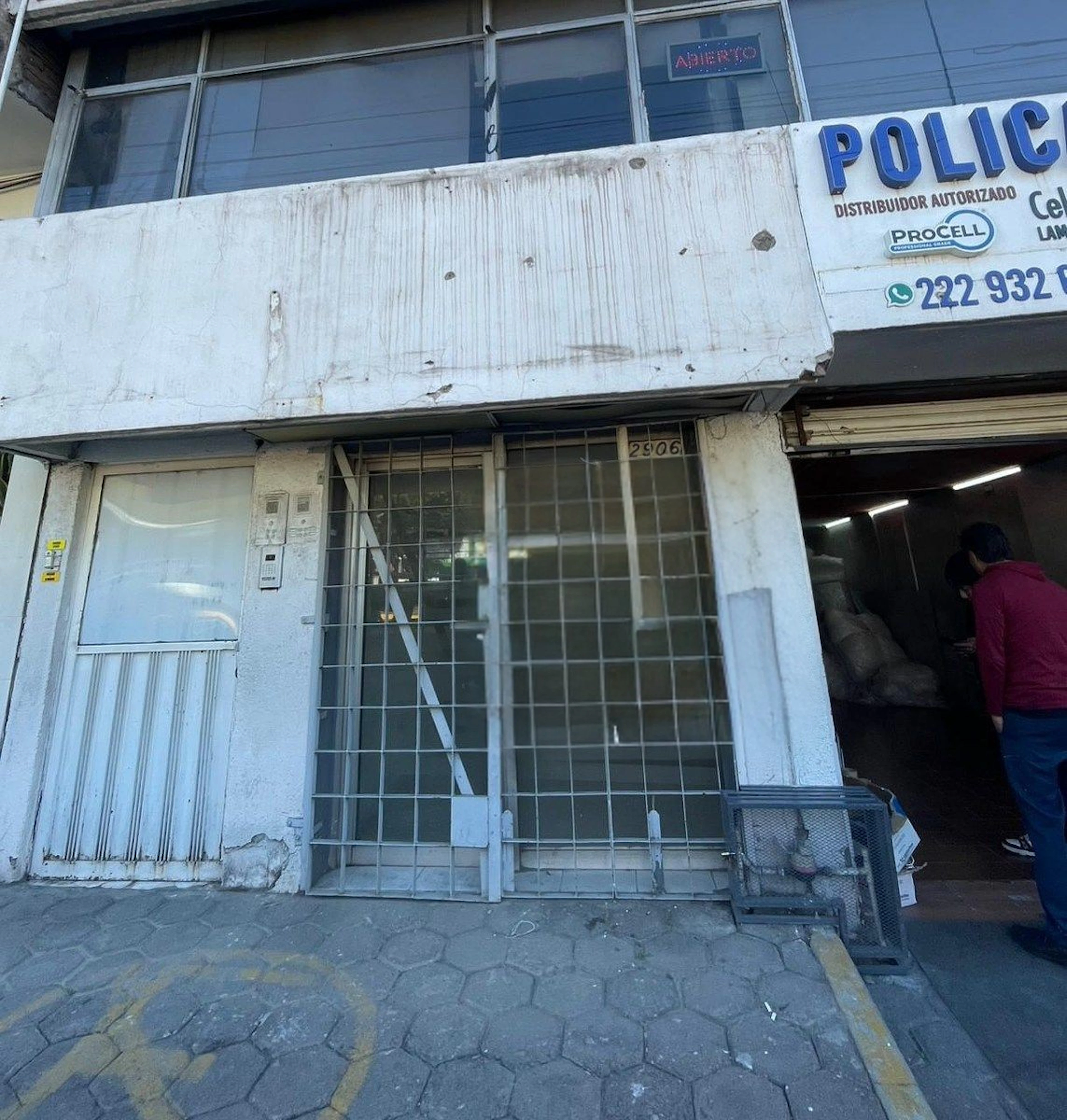 Local Comercial Spot2