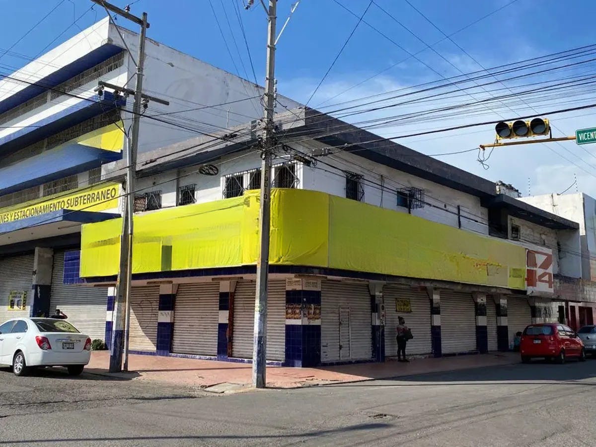 Local Comercial Spot2